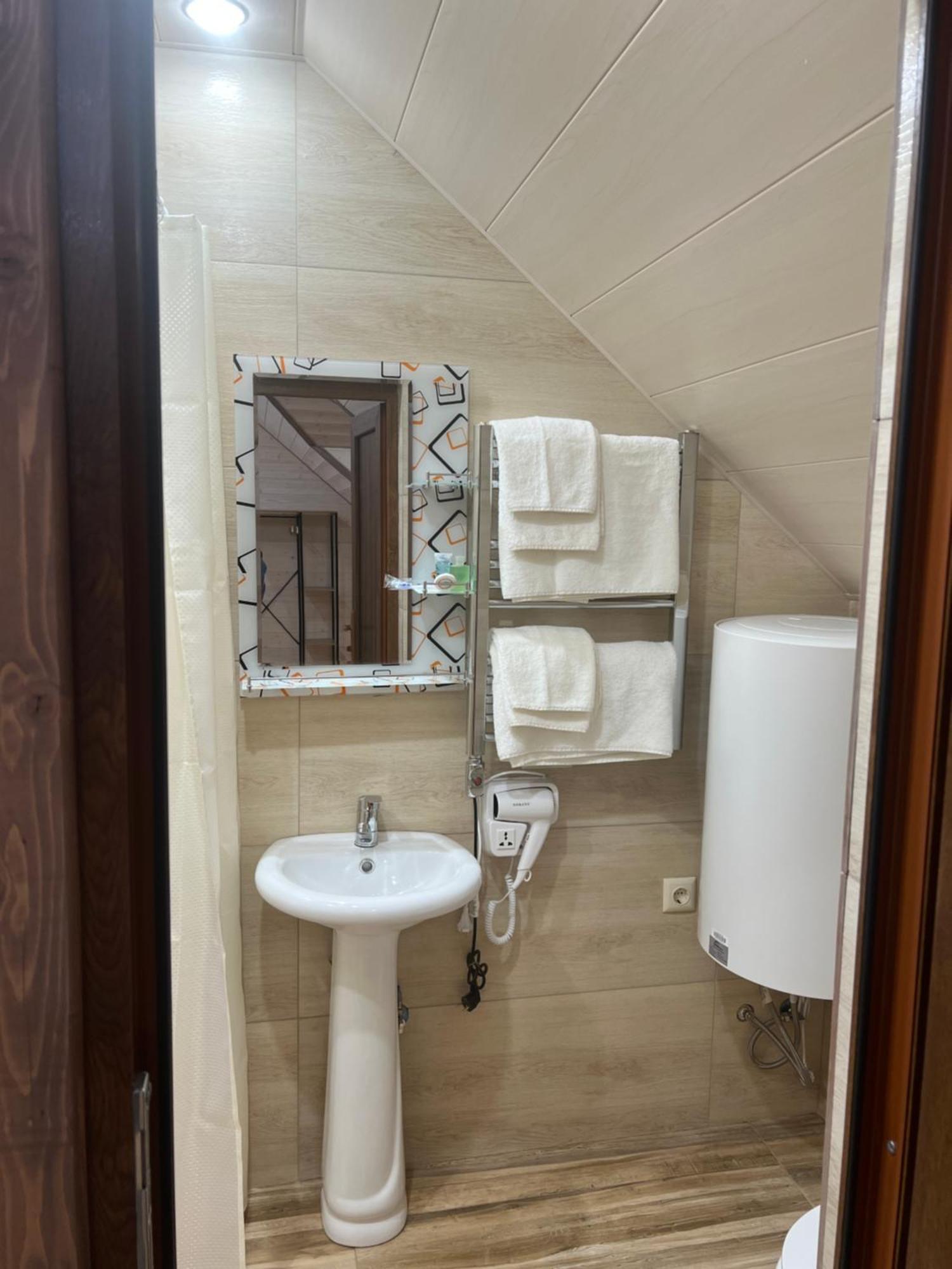 Maru House Hotel Dilijan Exterior photo